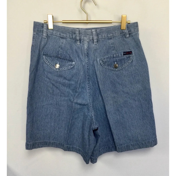 Vintage Women's GV pinstriped Blue high waisted Jeans Shorts, Size M,L Blue‎ - Picture 2 of 10